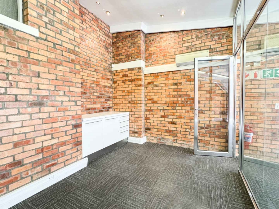 To Let Commercial Property for Rent in De Waterkant Western Cape